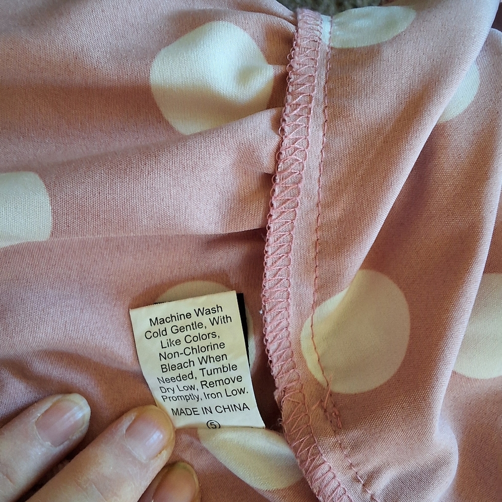 Dress - Picture 8 of 8